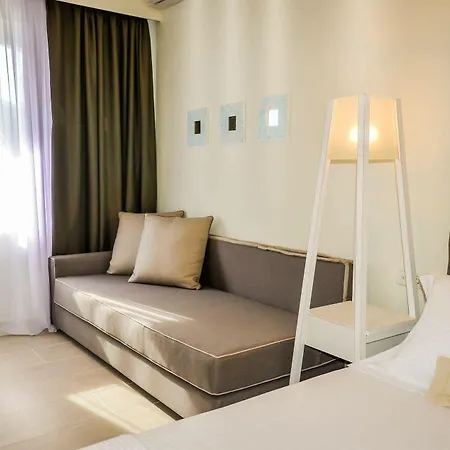 فندق Aelia لايميناس