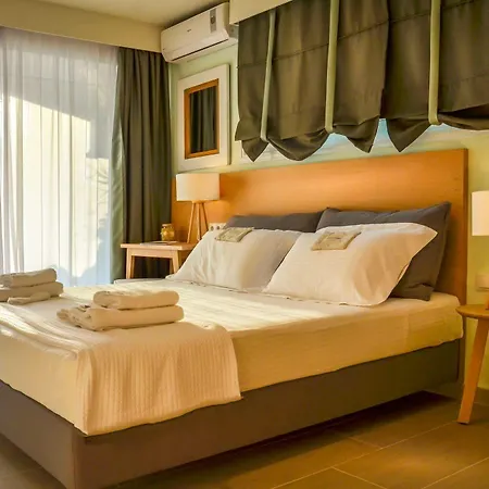 فندق Aelia لايميناس