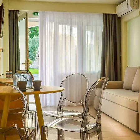 Aelia فندق لايميناس